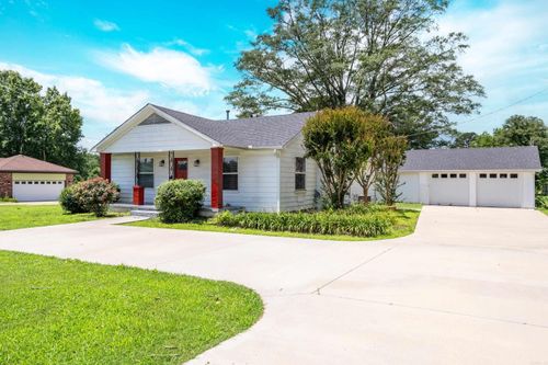 18324 Arch St, Little Rock, AR, 72206-7107 | Card Image