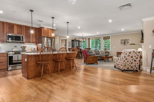 unit-203-32 Willey Creek Rd, Exeter, NH, 03833-8701 | Card Image