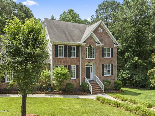 111 Canberra Ct, Cary, NC, 27513-2923 | Card Image