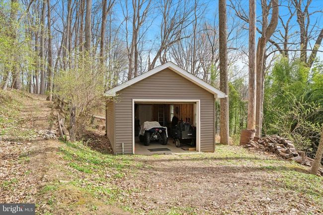 105 Shoen Rd, House other with 5 bedrooms, 4 bathrooms and null parking in Exton PA | Image 33