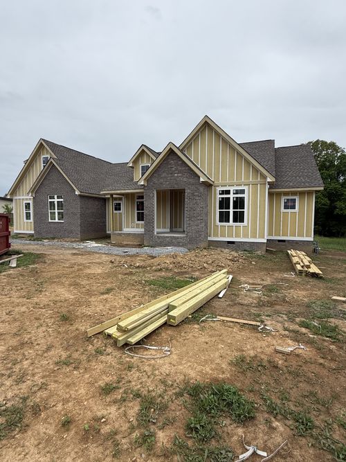 8680 Middle Lick Creek Rd, Lyles, TN, 37098-1999 | Card Image