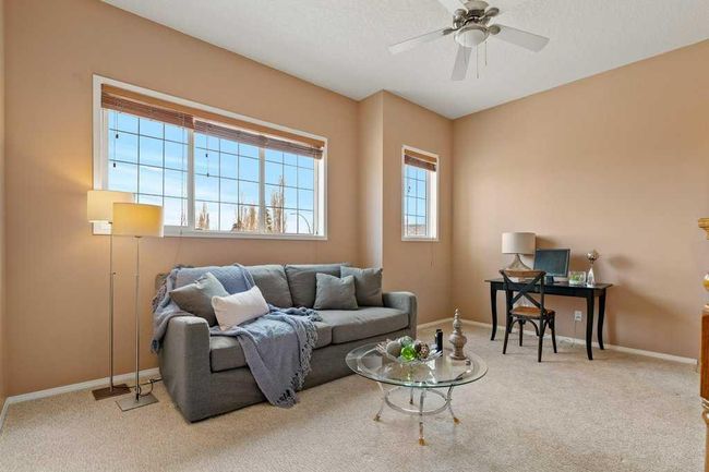 54 Chapala Crescent Se, Home with 3 bedrooms, 2 bathrooms and 4 parking in Calgary AB | Image 23