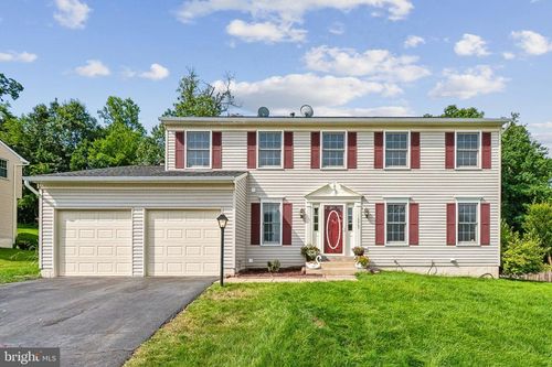 16069 Olmstead Ln, WOODBRIDGE, VA, 22191-4521 | Card Image