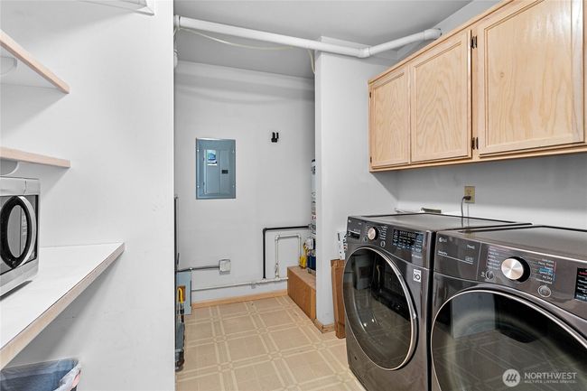 Spacious laundry and utility room | Image 29