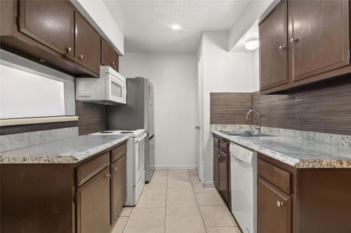 6913 Chasewood Dr, Missouri City, TX, 77489-2519 | Card Image