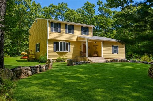 189 Wolf Rock Rd, Exeter, RI, 02822-5216 | Card Image