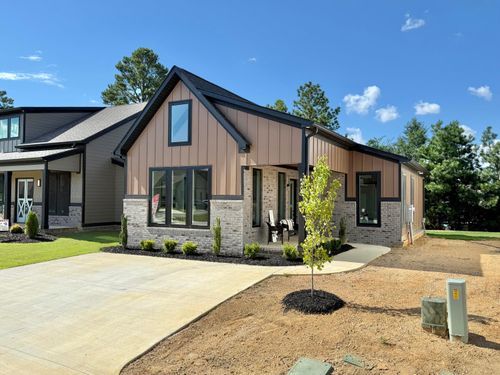 283 Idle Pl, Rossville, GA, 30741-7304 | Card Image