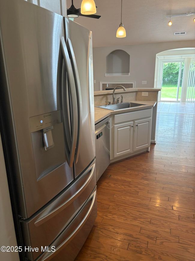 121 Mulberry Cir, House other with 4 bedrooms, 3 bathrooms and 2 parking in Hampstead NC | Image 10