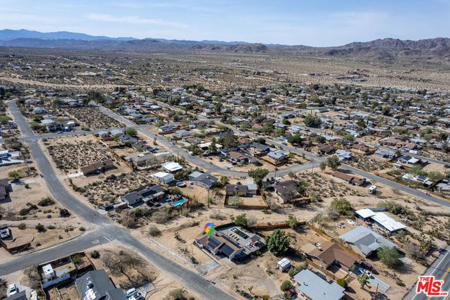 61664 Crest Circle Dr, House other with 3 bedrooms, 2 bathrooms and 3 parking in Joshua Tree CA | Image 43