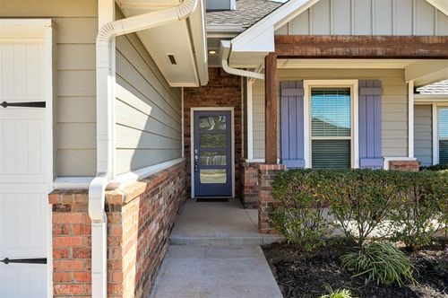 2932 Cypress Springs Blvd, Edmond, OK, 73034-1312 | Card Image