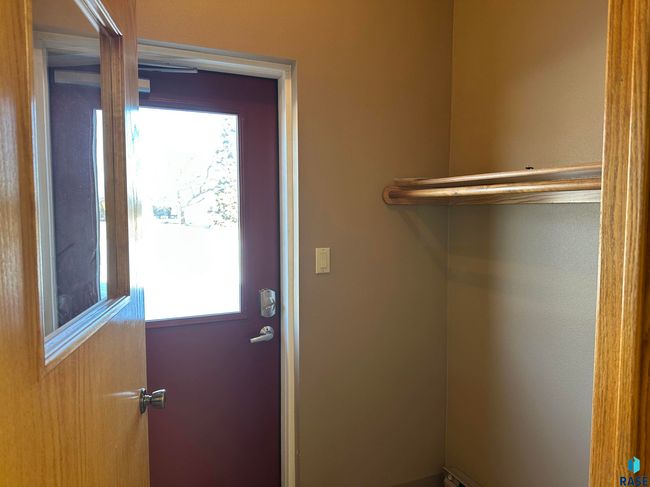 911 Sixth St, Home with 0 bedrooms, 2 bathrooms and null parking in Freeman SD | Image 58