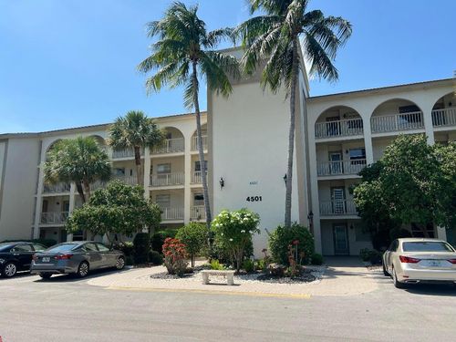 f2-4501 Martinique Way, Coconut Creek, FL, 33066 | Card Image