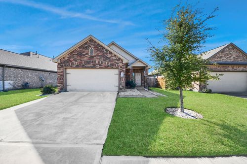 2335 Spring Hollow Dr, Baytown, TX, 77521-7647 | Card Image