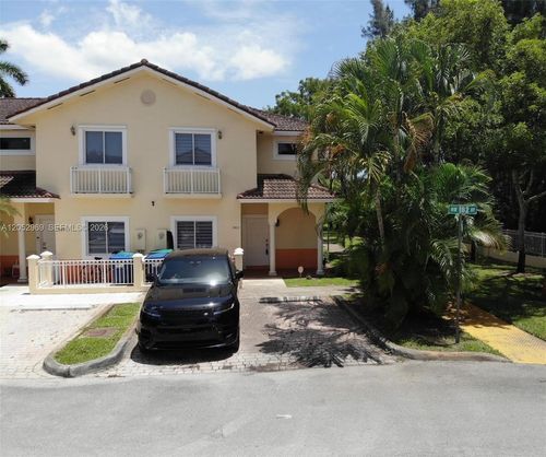 7423-7423 Nw 182nd St, Hialeah, FL, 33015-8453 | Card Image