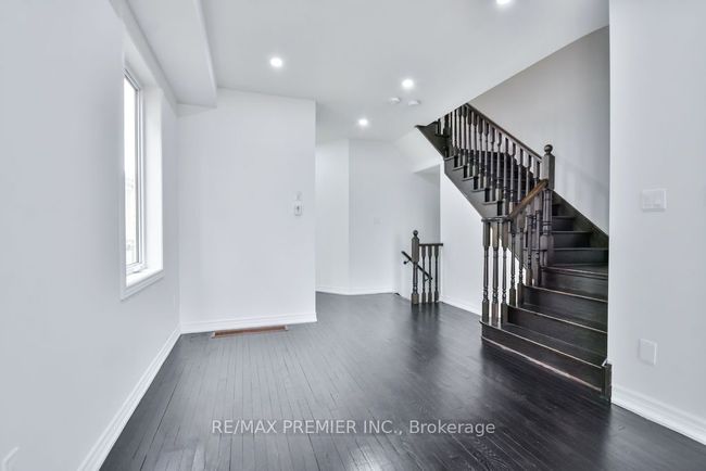 51 Sasco Way, House other with 4 bedrooms, 4 bathrooms and 4 parking in Angus ON | Image 8