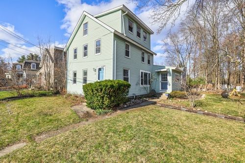 10 Metropolitan Ave, Ashland, MA, 01721-2109 | Card Image