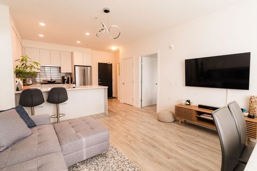 302-621 Regan Avenue, Coquitlam, BC, V3J0K1 | Card Image