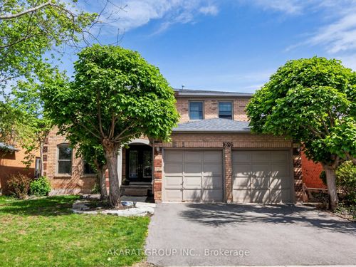 1626 Heritage Way, Oakville, ON, L6M2Z4 | Card Image