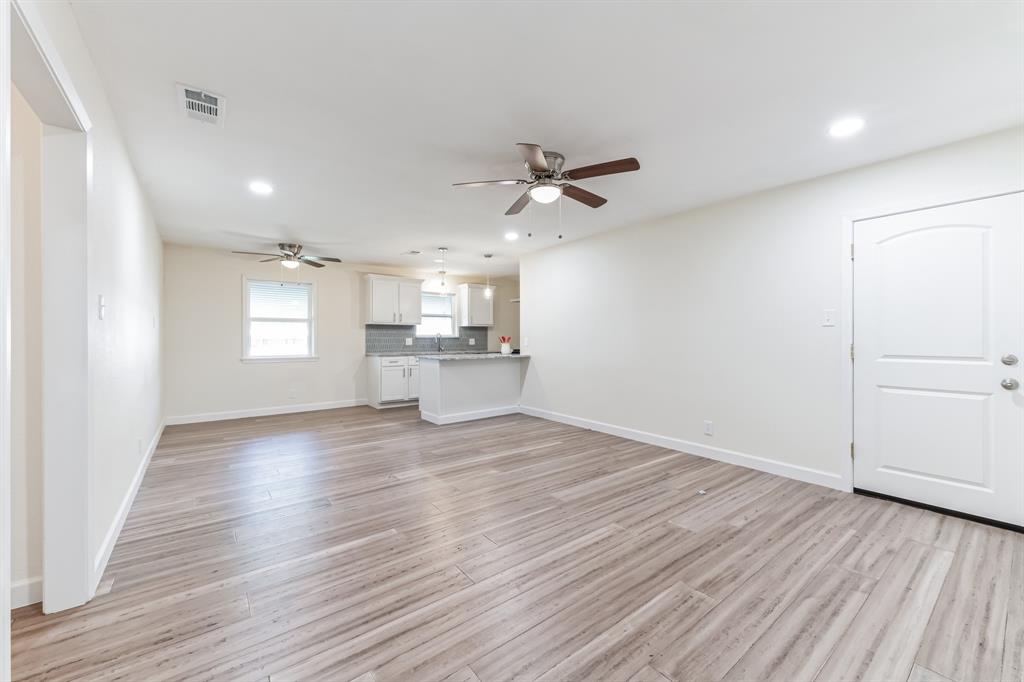 Easy St, Denison, TX 75020