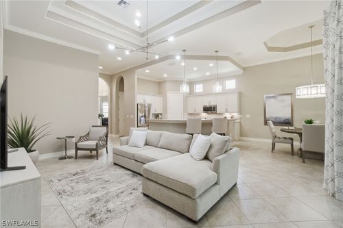 7291 Acorn Way, NAPLES, FL, 34119-9609 | Card Image