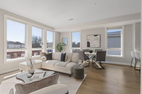 3-17 Chestnut Ave, Boston, MA, 02130-1945 | Card Image