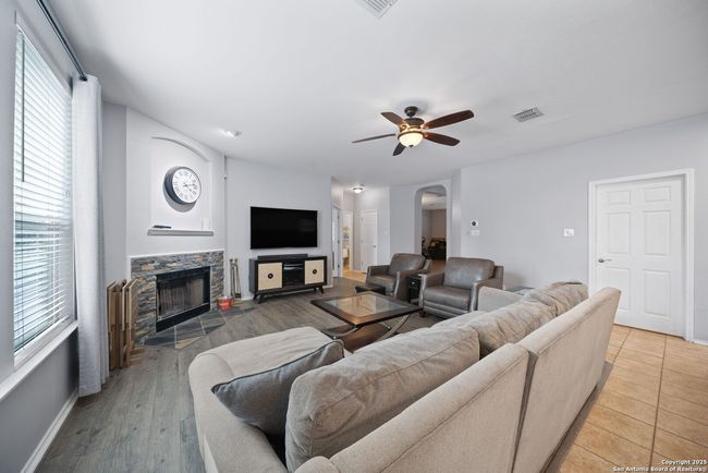 14519 Redwood Vly, House other with 4 bedrooms, 3 bathrooms and null parking in Helotes TX | Image 9