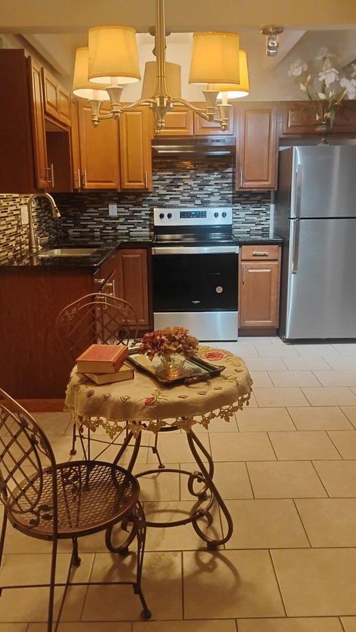 apt-204-1100 Alvarado Dr Se, Albuquerque, NM, 87108-4701 | Card Image