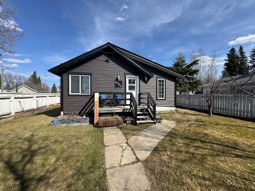 4725 54 Street, Mayerthorpe, AB, T0E1N0 | Card Image