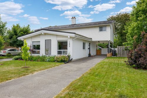 1292 Henry Farm Dr, Ottawa, ON, K2C2E4 | Card Image