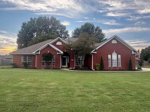 28 Weaver Cir, Vilonia, AR, 72173-9039 | Card Image