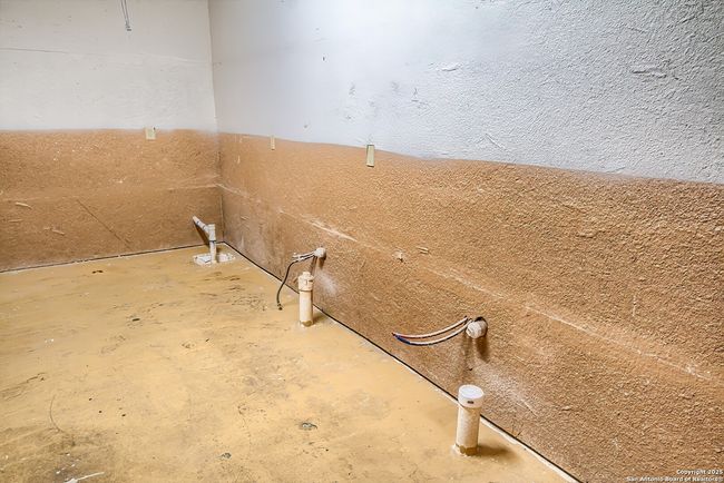 19015 K St, Home with 0 bedrooms, 0 bathrooms and null parking in Somerset TX | Image 19