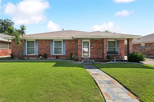 7331 Fieldston Rd, New Orleans, LA, 70126-2049 | Card Image