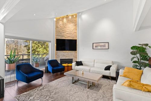 62 Shoreline Cir, Port Moody, BC, V3H5B3 | Card Image