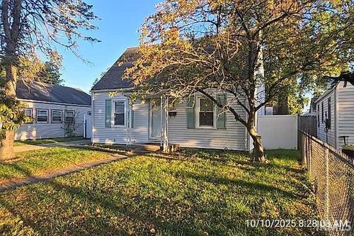 1405 Randolph St, South Bend, IN, 46613-3233 | Card Image
