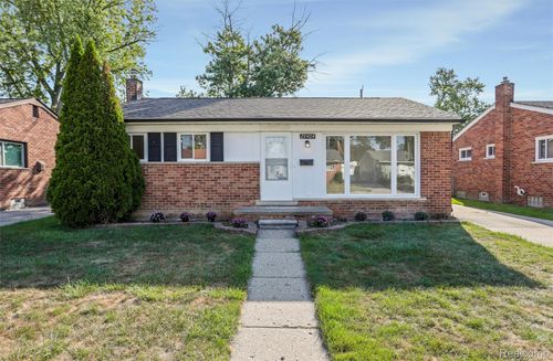 29404 Mark Ave, Madison Heights, MI, 48071-4470 | Card Image