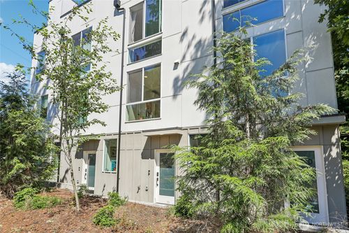 1770 C 14th Ave S, Seattle, WA, 98144 | Card Image