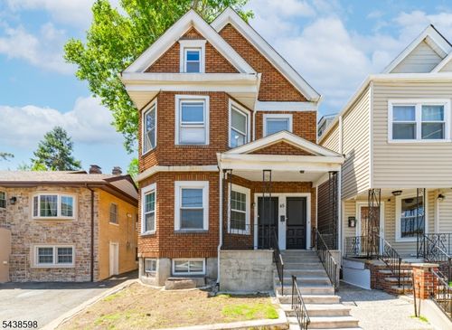 45 Union Ave, Belleville, NJ, 07109-1664 | Card Image