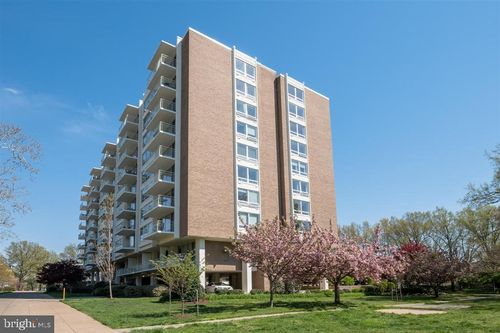 a801-1425 4th St Sw, WASHINGTON, DC, 20024-2225 | Card Image