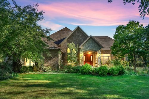 114 Riverview Ct, Oswego, IL, 60543-9436 | Card Image