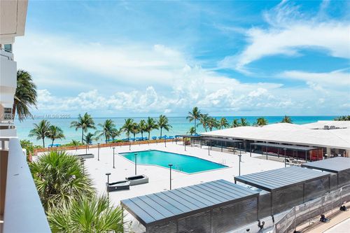 3g-1950 S Ocean Dr, Hallandale Beach, FL, 33009-5958 | Card Image