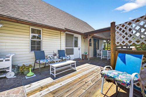 606 Dickman Dr Sw, RUSKIN, FL, 33570-4260 | Card Image