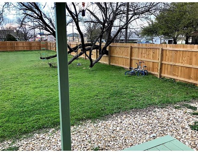 Yard View | Image 7