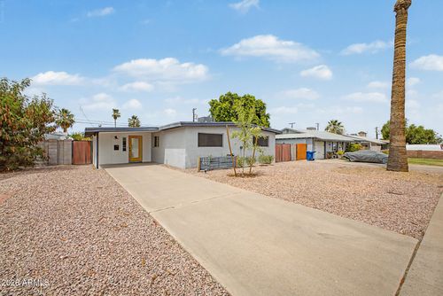 440 E Beatryce St, Tempe, AZ, 85288-1004 | Card Image