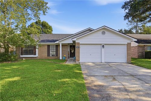408 Lake Catahoula Ct, Slidell, LA, 70461-3808 | Card Image