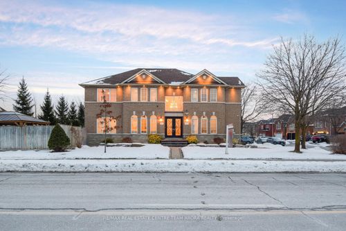 22 Summer Valley Dr, Brampton, ON, L6Z4V6 | Card Image