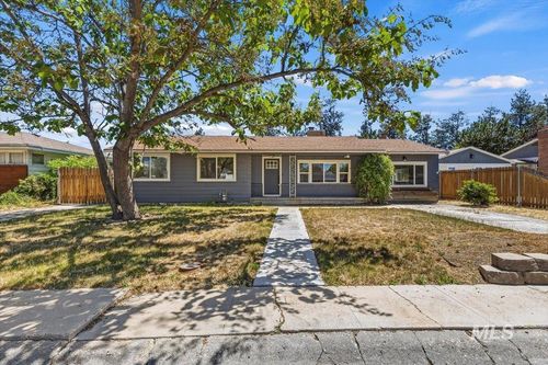 820 N Baker St, Boise, ID, 83706-1302 | Card Image