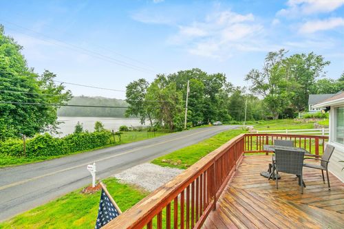 268 Lake Shore Dr, Patterson, NY, 12563-5612 | Card Image