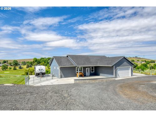 527 Sw Quinney Pl, Pendleton, OR, 97801 | Card Image