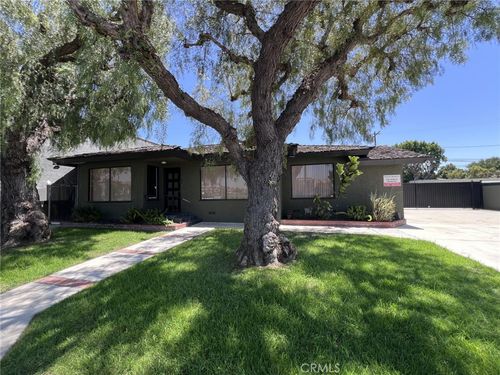 4652 Katella Ave, Los Alamitos, CA, 90720-2626 | Card Image