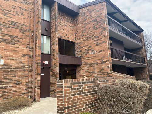 apt-m3-14529 Walden Ct, Oak Forest, IL, 60452-1031 | Card Image
